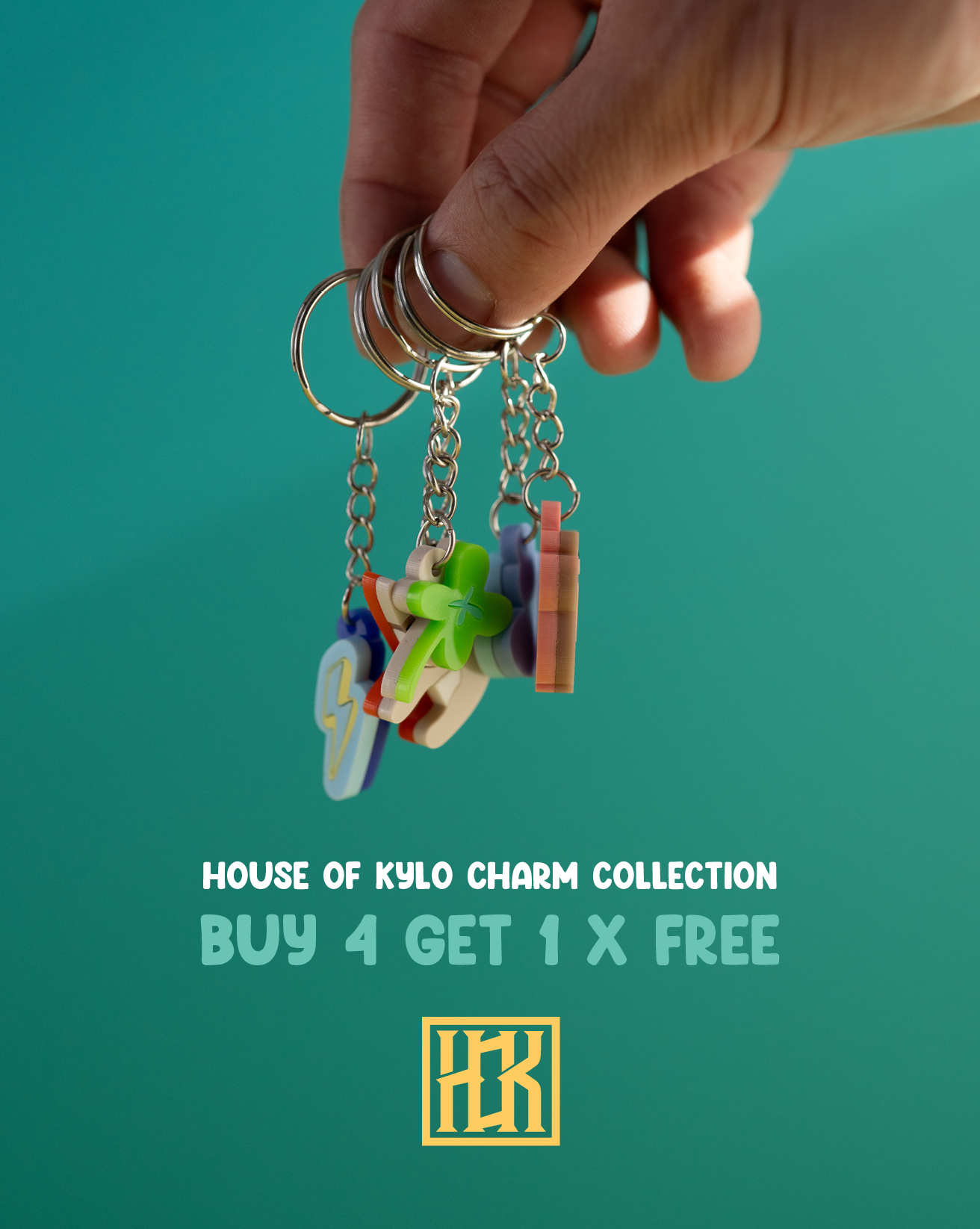 #007 Happy Bee Charm