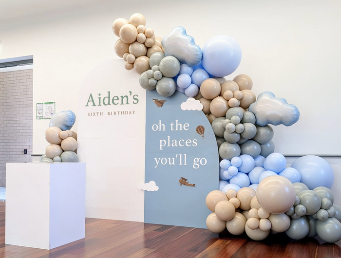 <h1>Custom Event Signage & Details</h1>